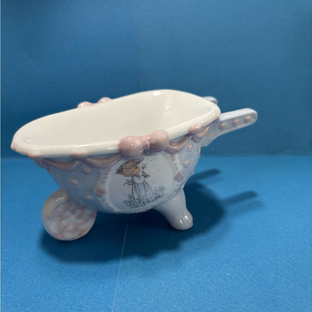 Precious Moments Vintage Style Ceramic Bathtub Trinket Holder